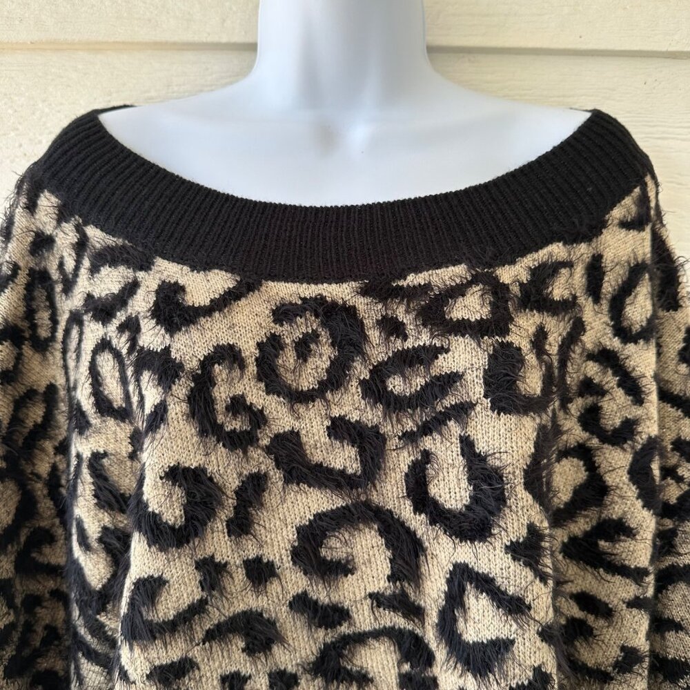 Marc New York Women’s XL Sweater SOFT Thick Fur Feel Long Sleeve Animal Print - Picture 2 of 11